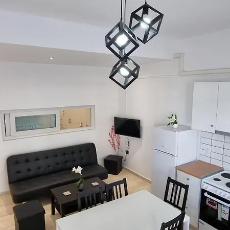 Cristina Studio Apartment