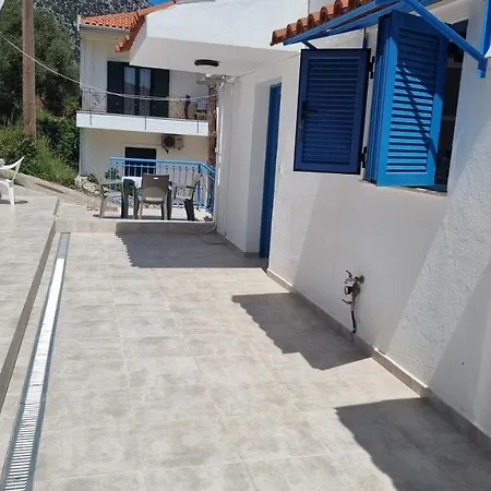 Cristina Studio * Poros (Kefalonia)