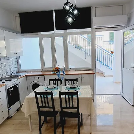 Cristina Studio Apartment