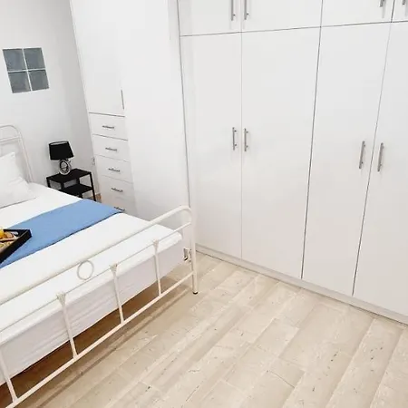 Cristina Studio Πόρος